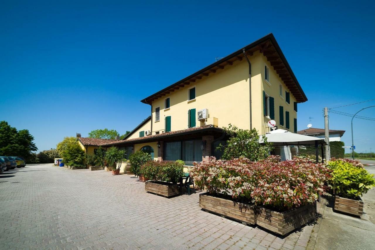 Rifugio San Lorenzo Bed and Breakfast Porto Mantovano Exterior foto