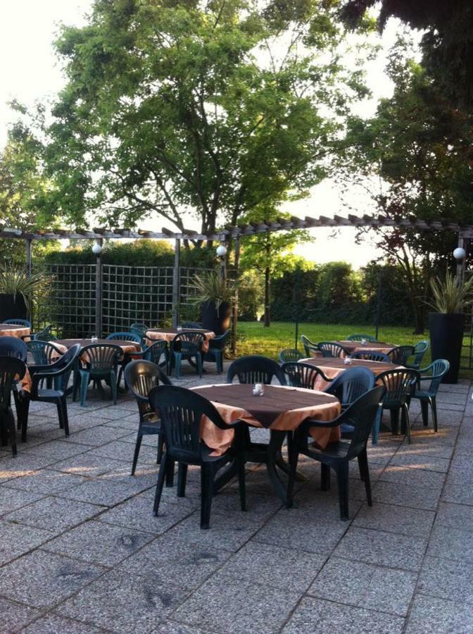 Rifugio San Lorenzo Bed and Breakfast Porto Mantovano Exterior foto